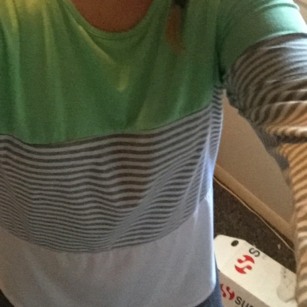 Large long sleeve comfy shirt!